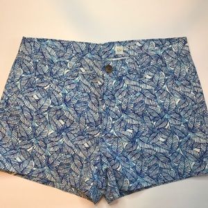 GAP | Women's Leaf Print Summer Short | Blue